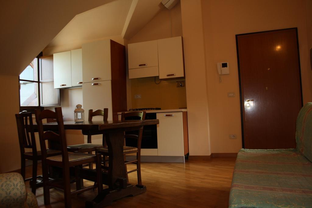 Il Cervo Bianco Aparthotel Abetone Rom bilde